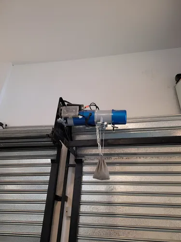 Cuales son beneficios de motorizacion de persianas para locales comerciales - &iquest;Cu&aacute;les son los beneficios de motorizaci&oacute;n de persianas para locales comerciales?