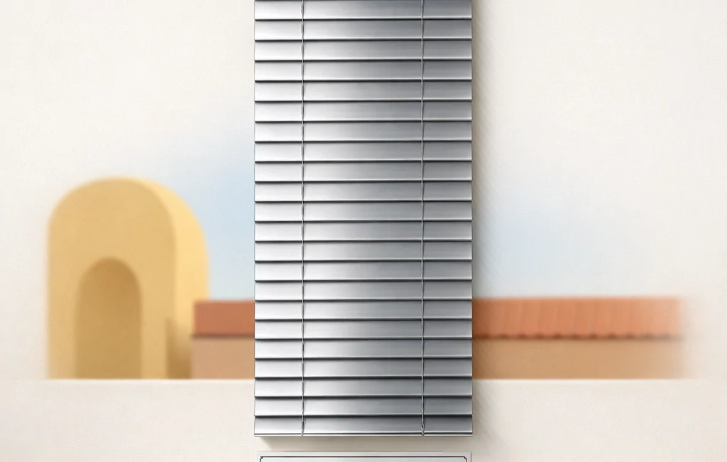 Panel de persianas metálicas en aluminio, con luz suave y fondo minimalista; ideal para "Donde comprar persianas metalicas con servicio de instalacion en Barcelona".